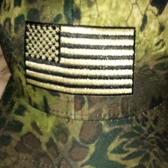 Pugs new camo cap - Picture 3 of 7